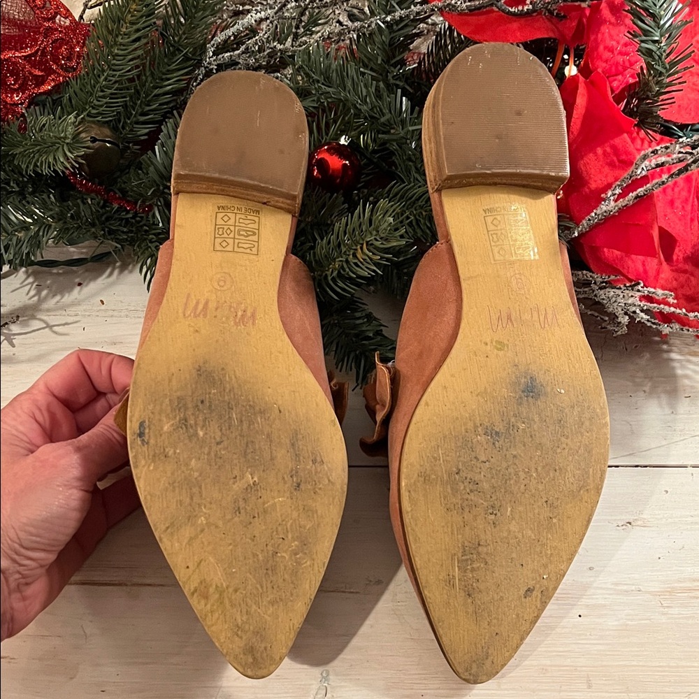 Chic Ruffled Brown Mules - Picture 3 of 5